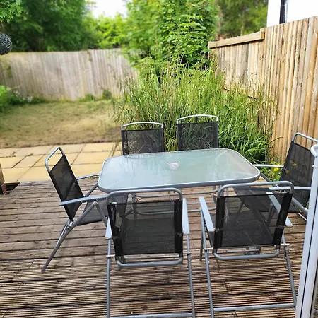 Blissful With 2 Bedrooms * Birmingham